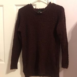 Maroon sweater